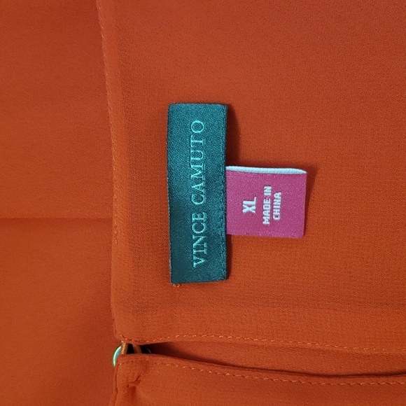 EUC- Vince Camuto Pleated Back Poly Chiffon Sleeveless Tunic - Picture 7 of 7